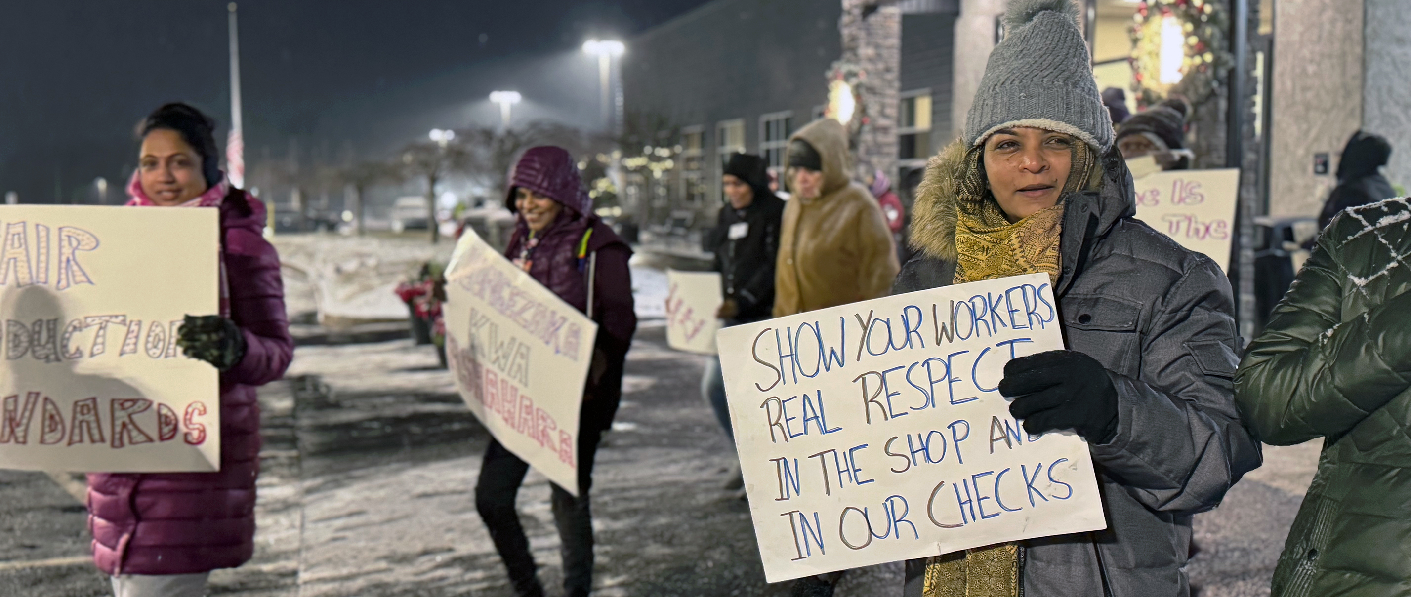 Marshalls workers come together for a better contract